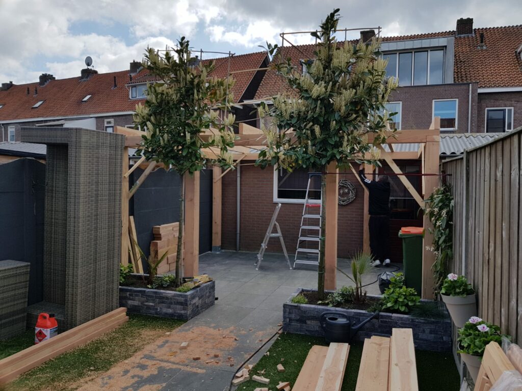 Overkapping maatwerk van B&B Montage