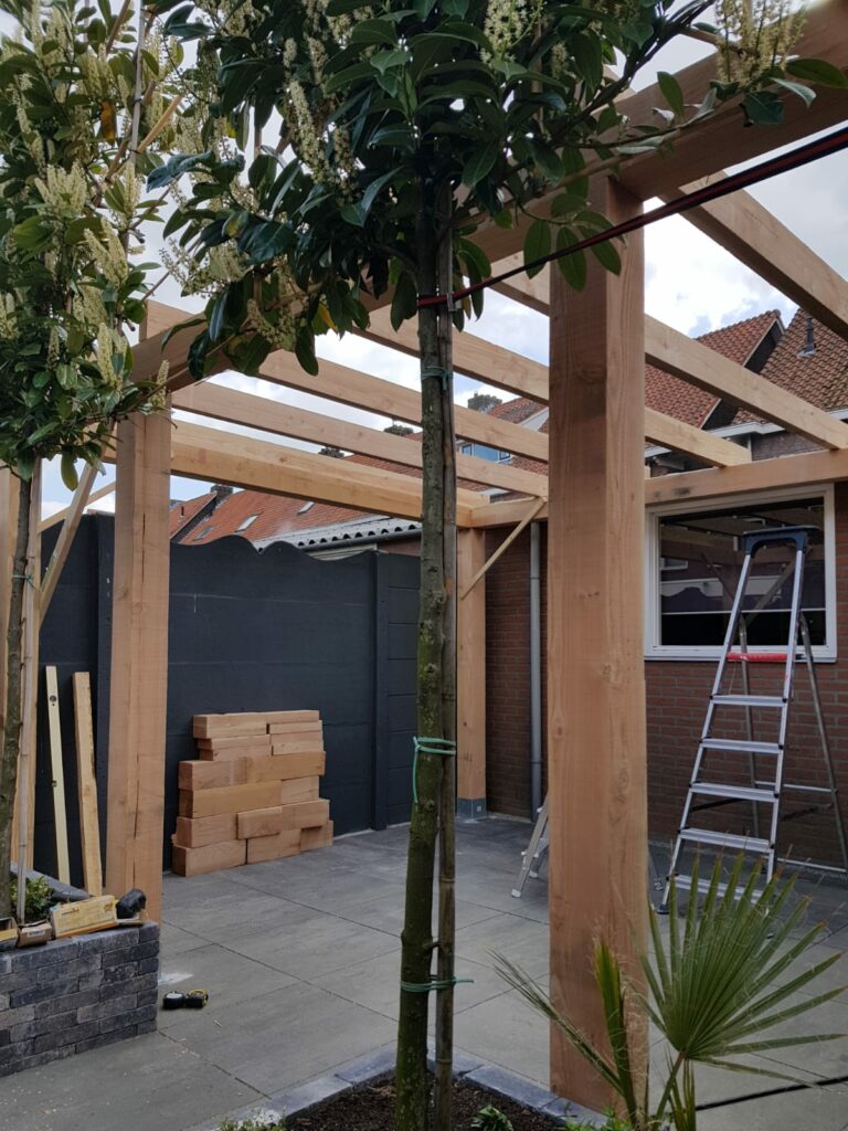 Overkapping maatwerk van B&B Montage
